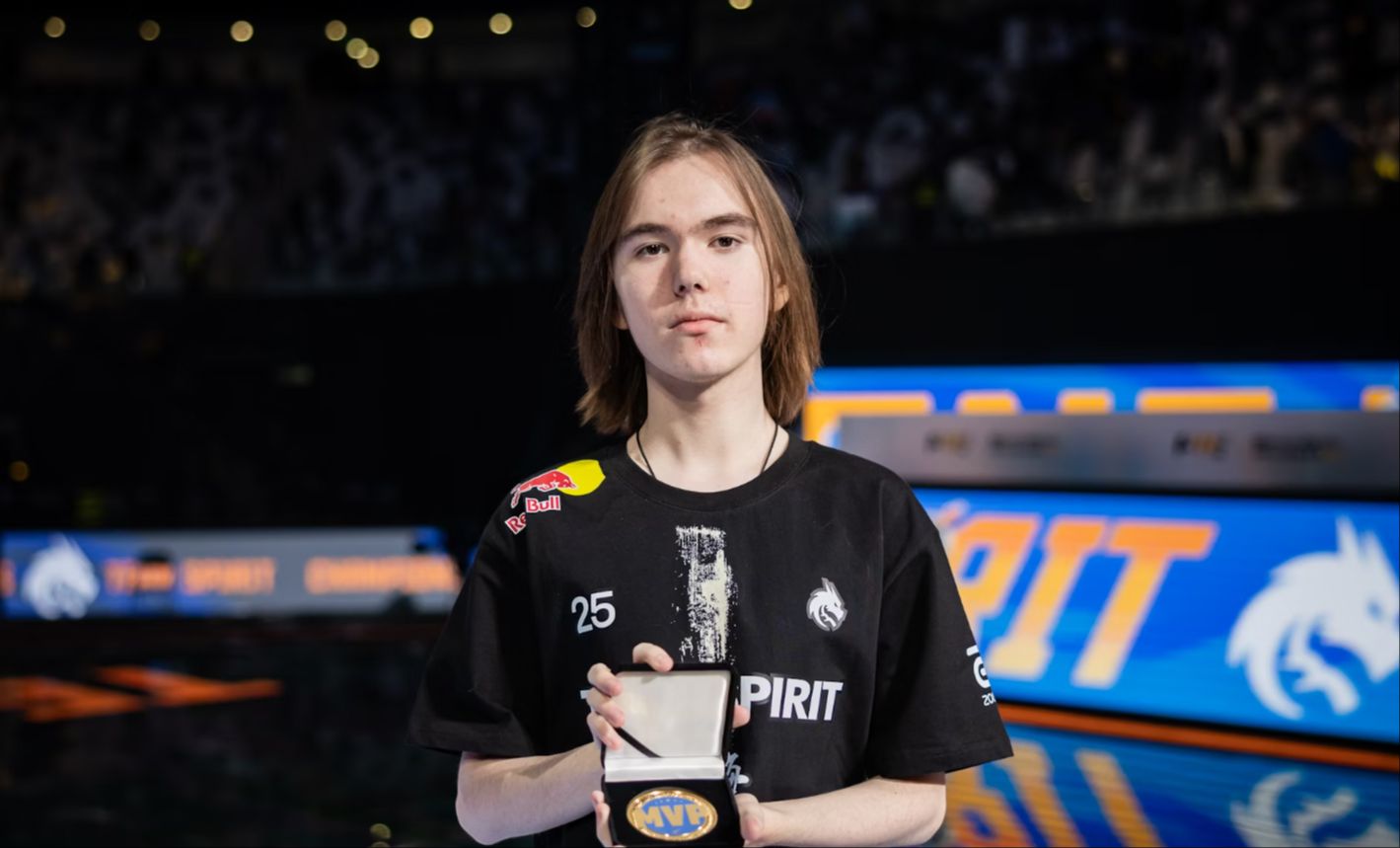 使得希腊在 使得希腊在