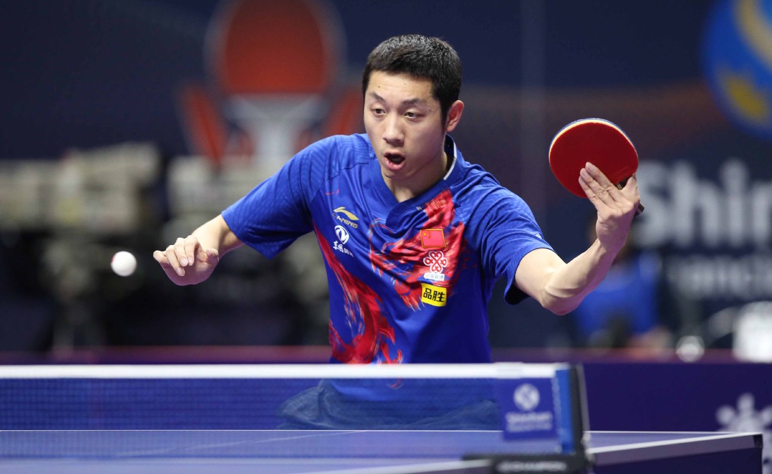 的进攻犀利 的进攻犀利