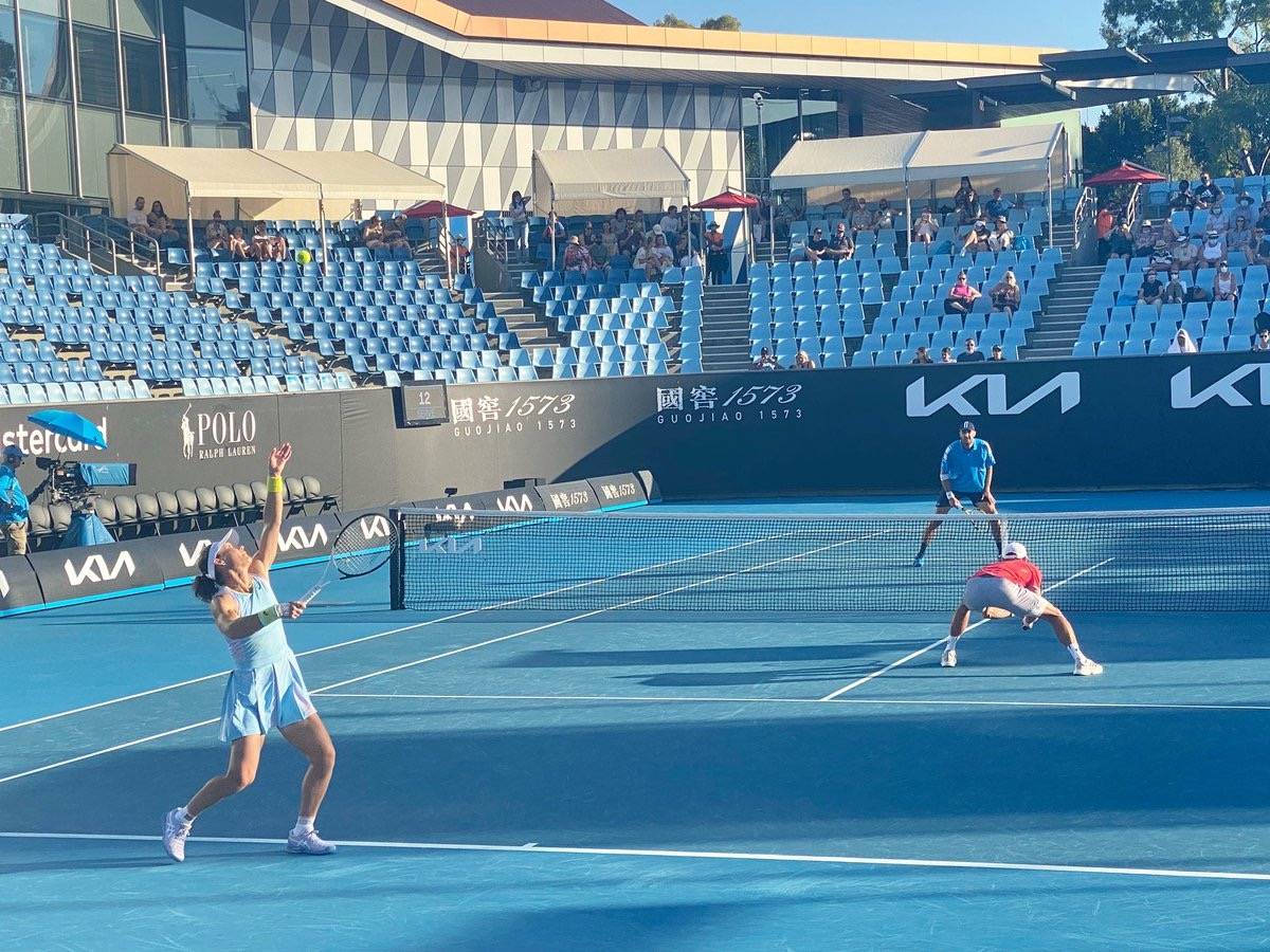 在进攻端 在进攻端