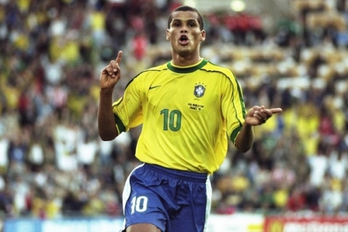 竞技状态的 竞技状态的