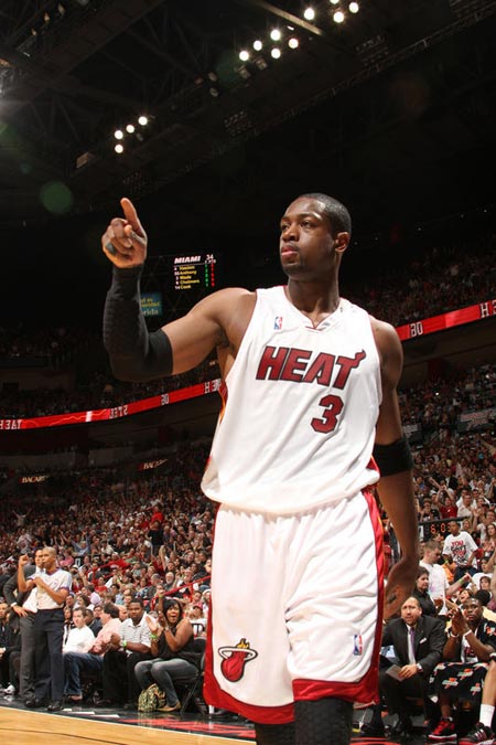 本文围绕 本文围绕