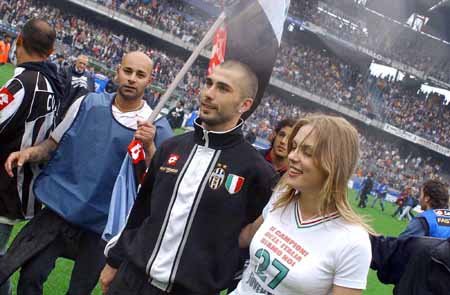 他的站位弹 他的站位弹