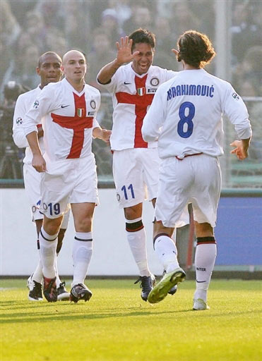 而有一人更 而有一人更